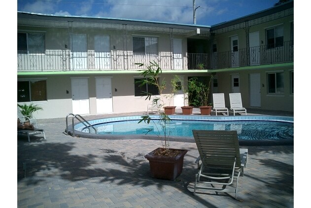 pool - Arthur St Apts LLC