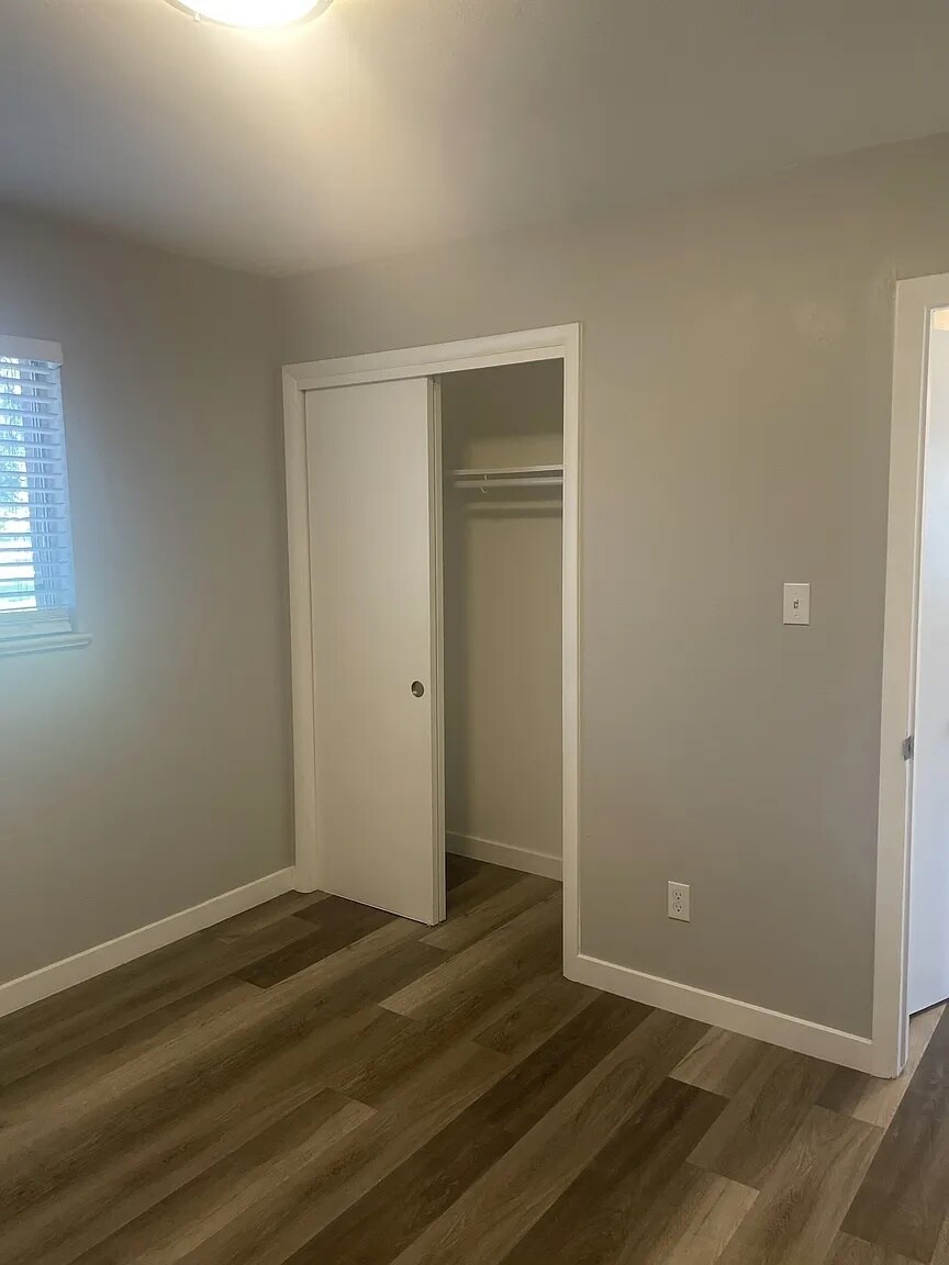 Building Photo - 4564 Everett St