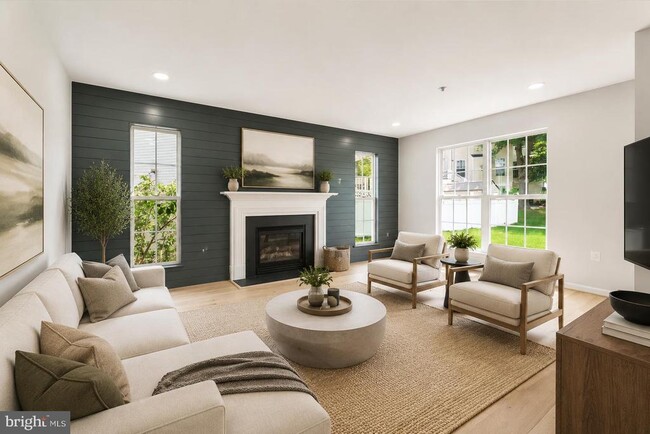 Building Photo - 9815 Doubletree Ln
