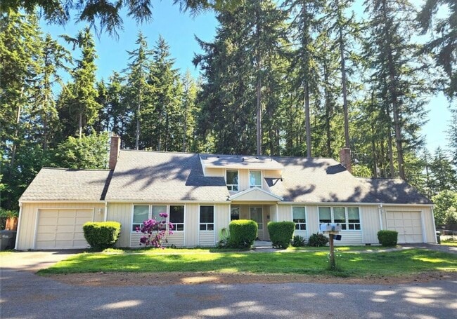 Primary Photo - 4608 73rd St Ct E