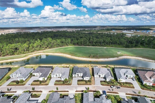Building Photo - 15889 Cranes marsh Ct