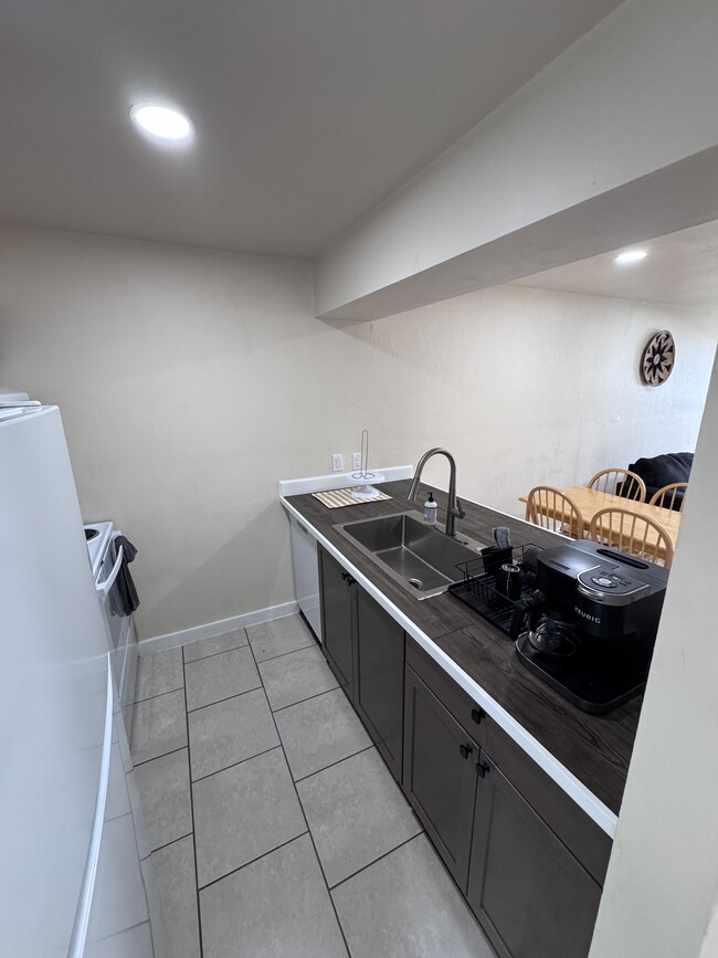 Building Photo - 1826 SW 69th Terrace