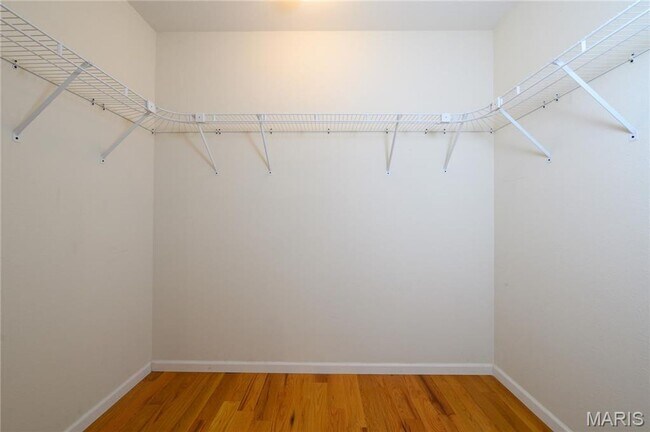 Building Photo - Amazing 4 bedroom 3.5 Bath house