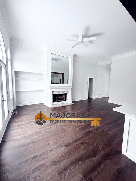 Building Photo - 7025 Bavarian Wood Pl