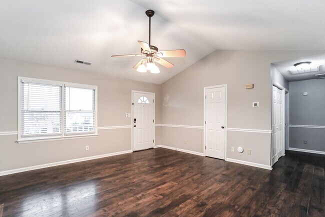 Building Photo - 3100 Faircroft Way