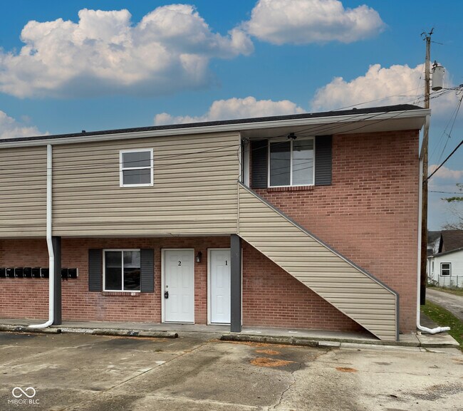 Primary Photo - 135 W Hendricks St