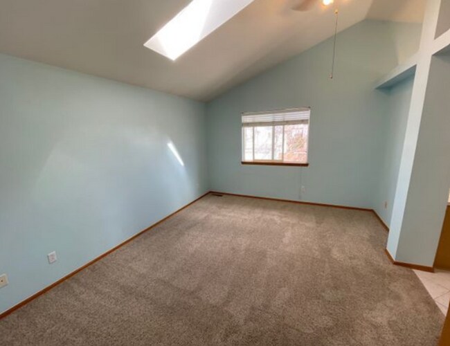 Building Photo - 10449 Hollyhock Court
