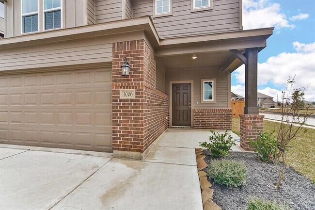 Building Photo - 2323 Honey Heights Ln