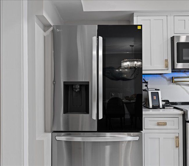 Building Photo - 2879 Madeira Ct