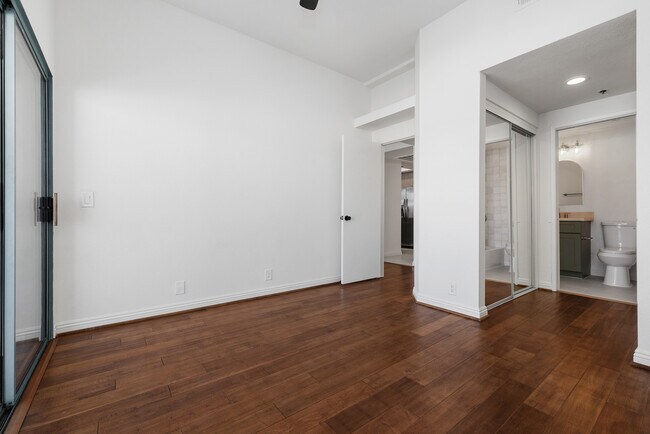 Building Photo - 3790 Florida St