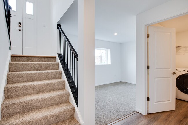 Building Photo - 25750 W Yorkshire Dr