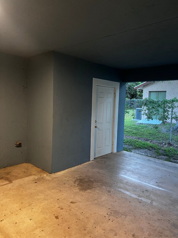 Building Photo - 1311 Emerald Terrace