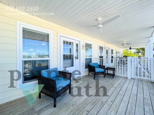 Building Photo - 13948 River Rd