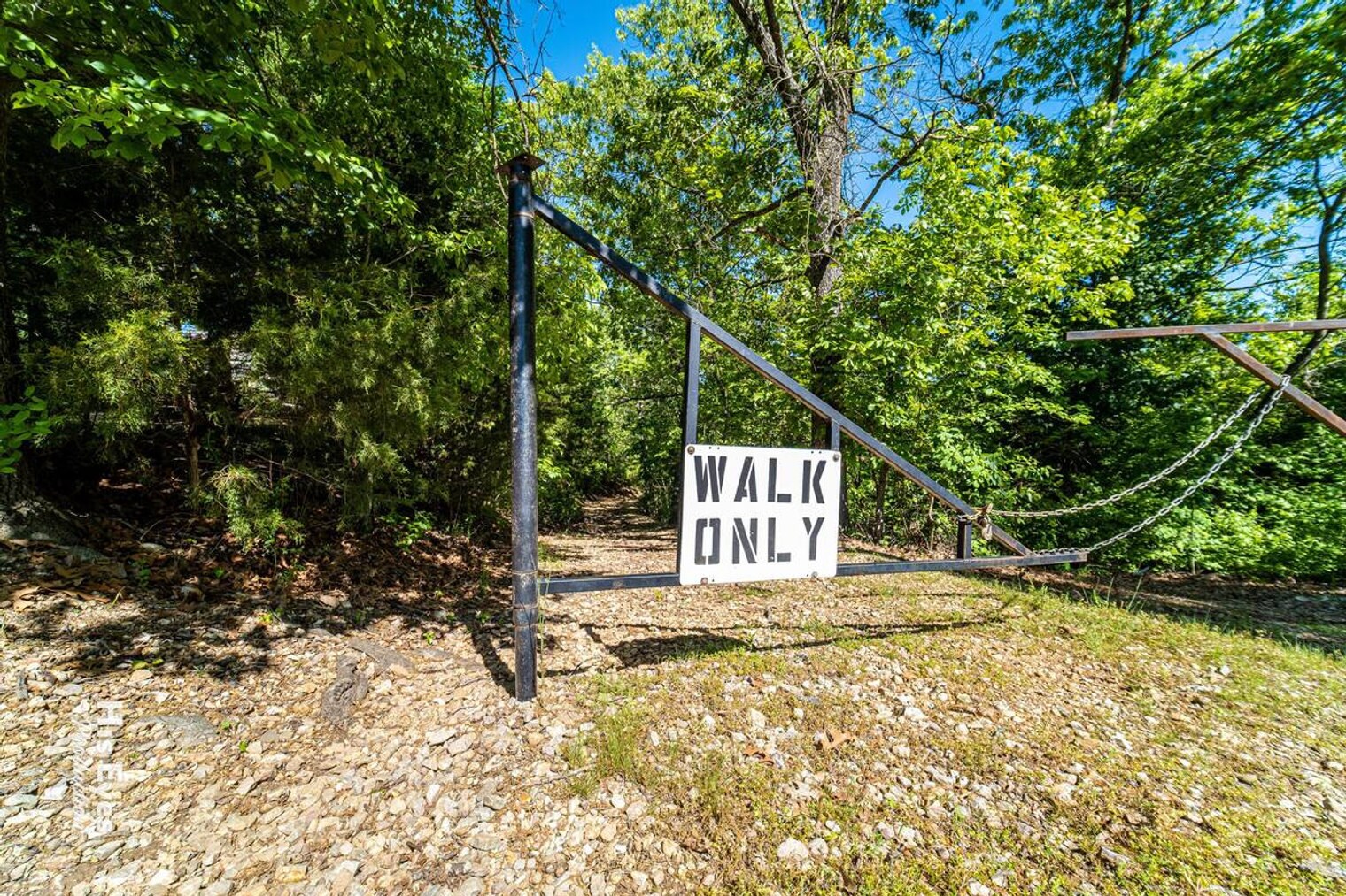 Building Photo - 5 Chandler Ln