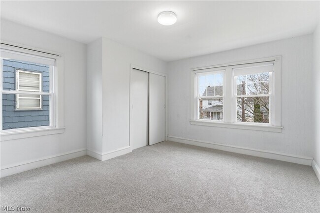 Building Photo - 3577 Cedarbrook Rd