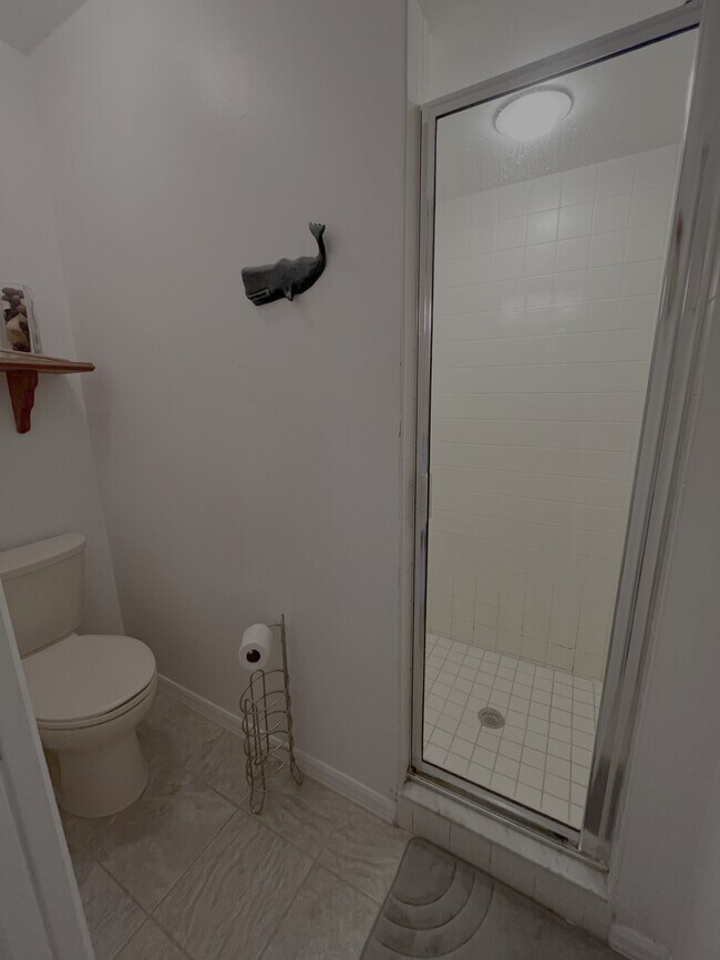 Building Photo - 1924 Westminster Cir