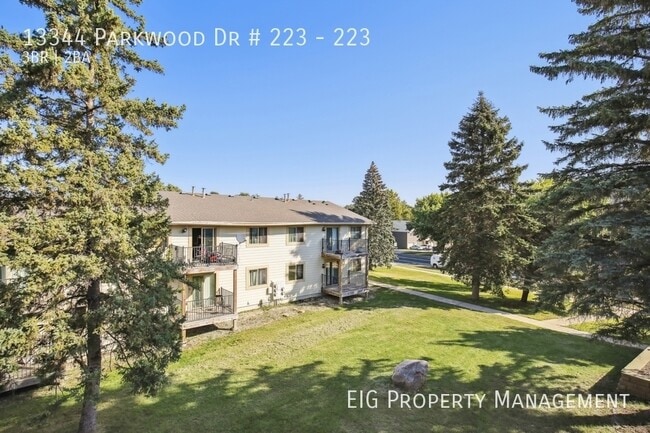 Building Photo - 13344 Parkwood Dr