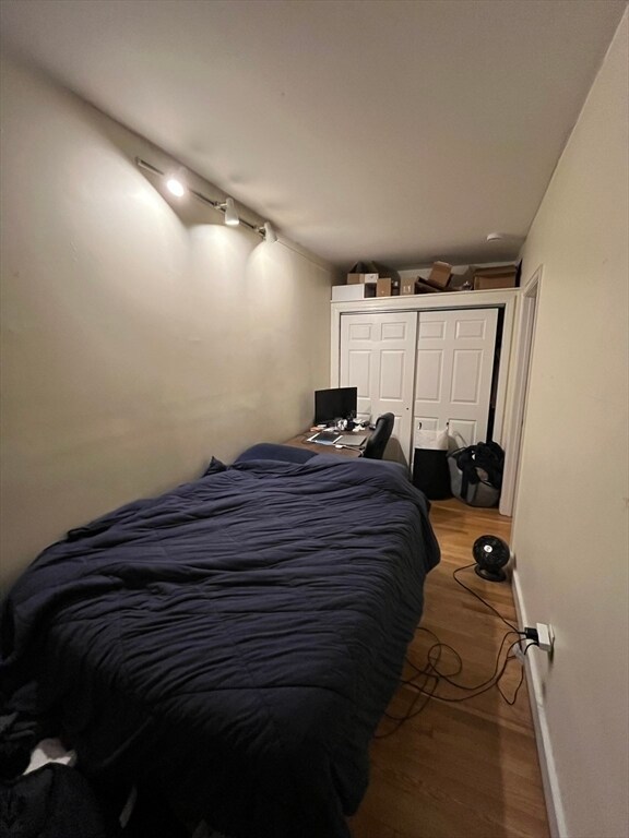 Building Photo - 290 Commonwealth Ave