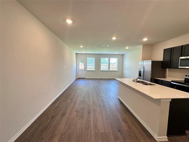 Building Photo - 634 White Ash Dr