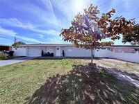 Building Photo - 4514 W Fern St