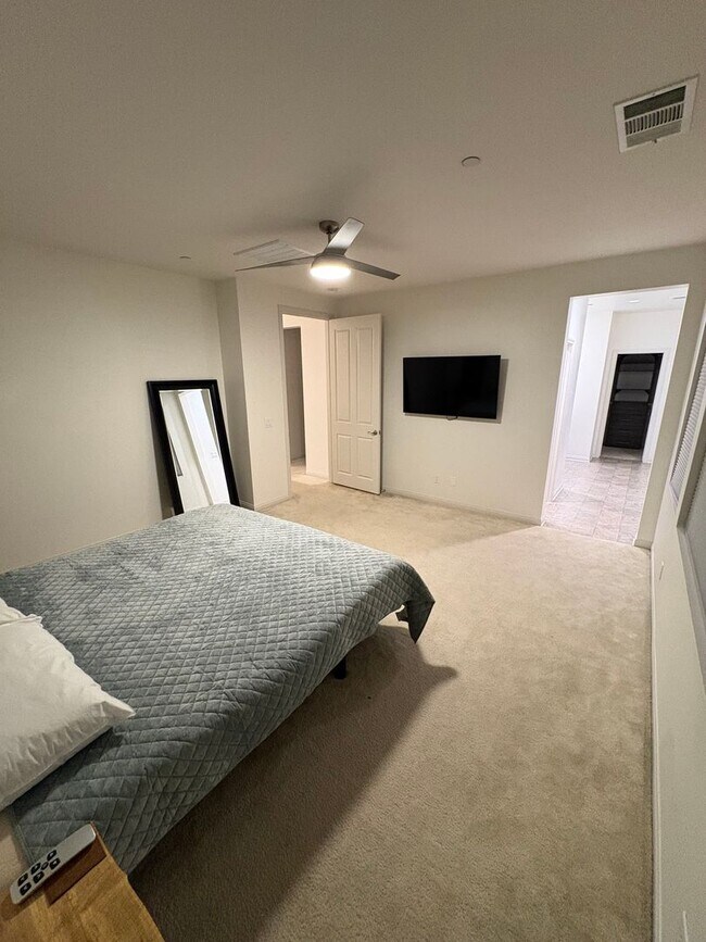 Building Photo - Imperial Beach Home Minutes from the beach