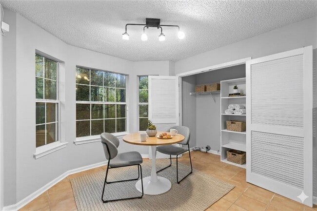 Building Photo - 498 Pecan Wood Cir