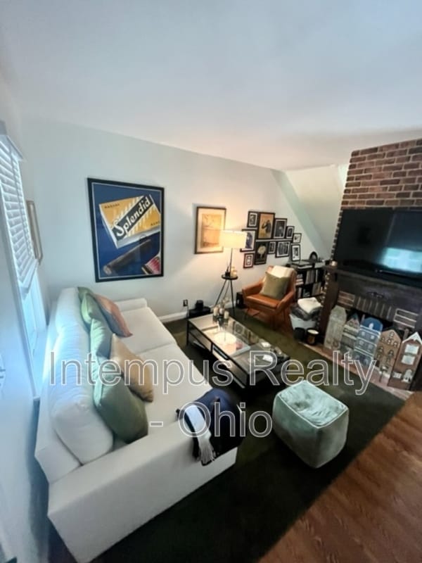 Building Photo - 3724 Stevens Pl