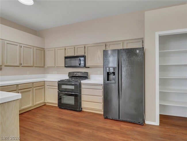 Building Photo - 122 Montesol Dr