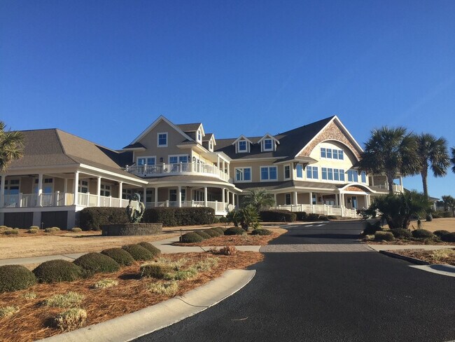 Building Photo - 1701 Longbend Dr