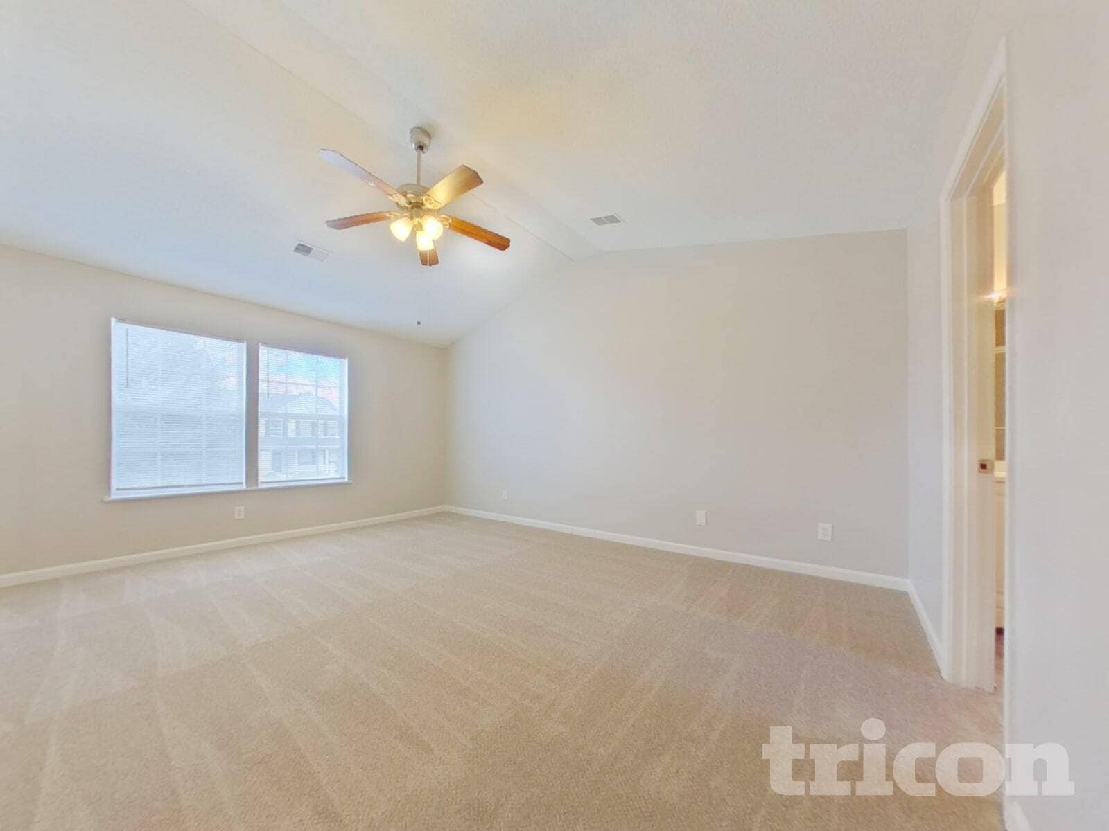 Building Photo - 482 Fox Trot Dr