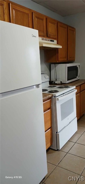 Building Photo - 42 E Cayuga St