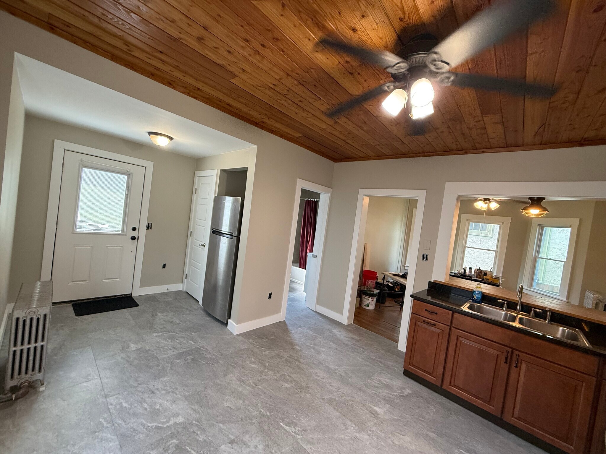 Kitchen - 341 Broad St