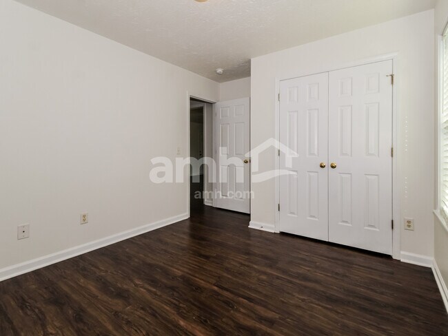 Building Photo - 9504 Huckabee Dr NE