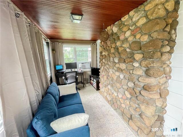 Building Photo - 16 Meriden Ave