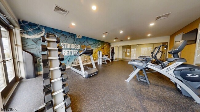 Building Photo - 1181 Morris Ave