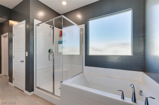 Building Photo - 4432 Mural Glen Ct