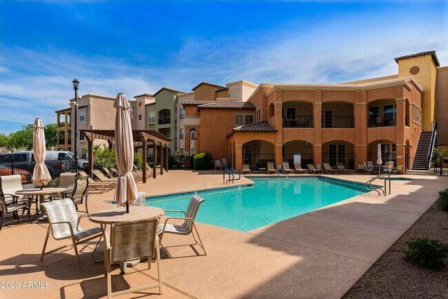 Building Photo - 14575 W Mountain View Blvd