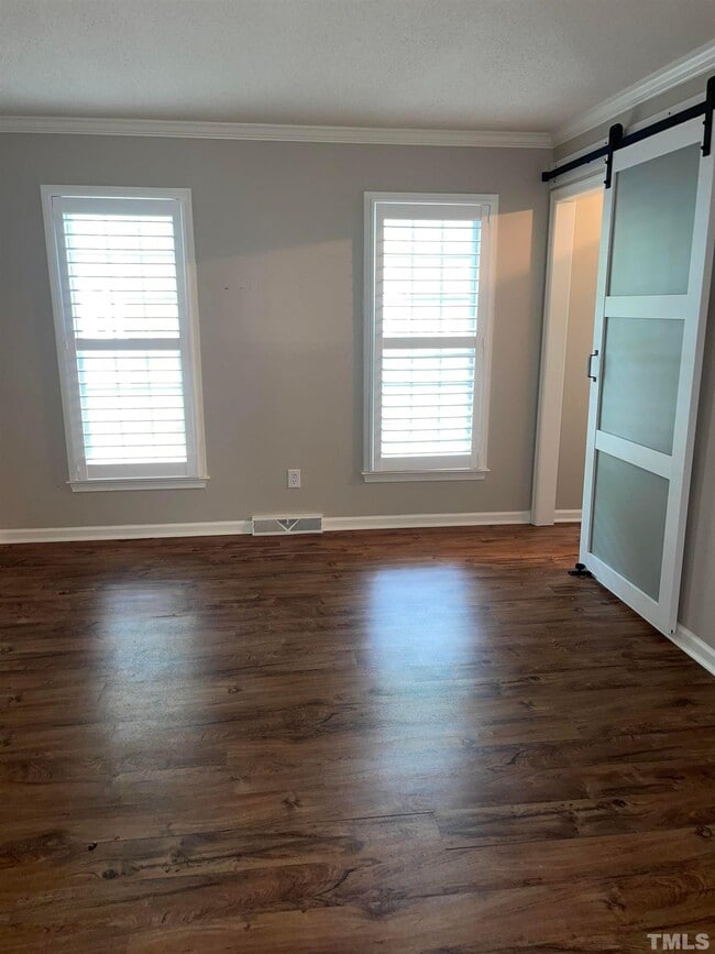 Building Photo - 407 Portsmouth Ct
