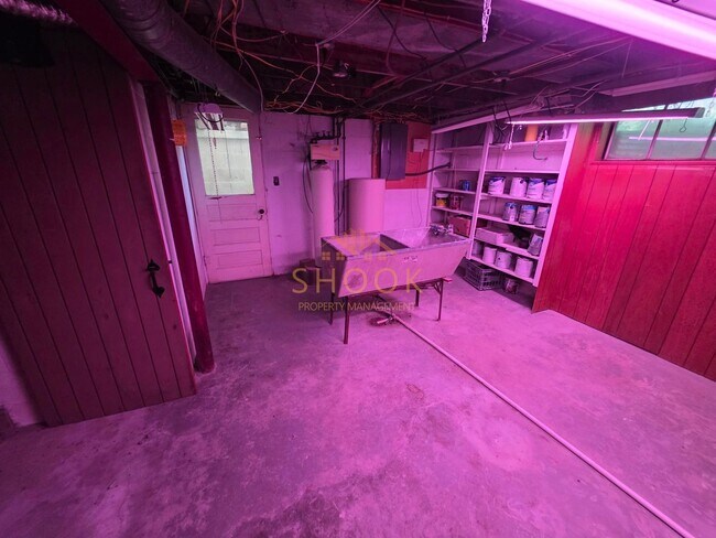 Building Photo - MOVE IN BY JULY AND GET AUGUST RENT FOR ON...