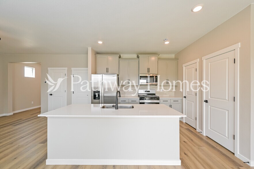 Building Photo - 17922 E 94th Pl