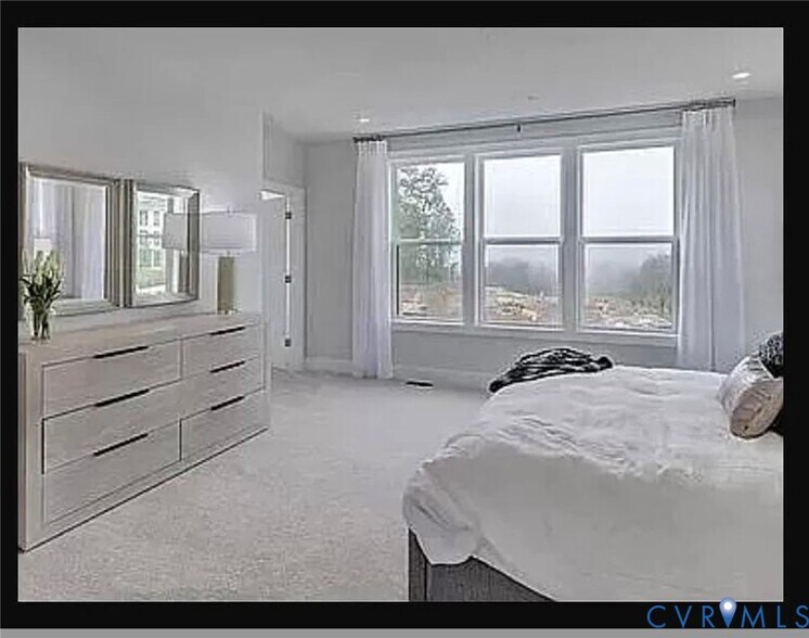 Building Photo - 713 McCormick Farm Dr