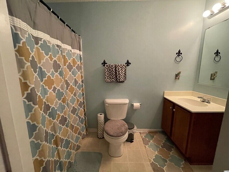 Building Photo - 456 Bellegrove Dr