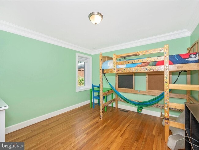 Building Photo - 413 Pangborn Blvd