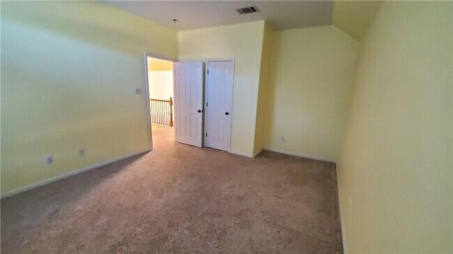Building Photo - 9421 Lisi Anne Dr