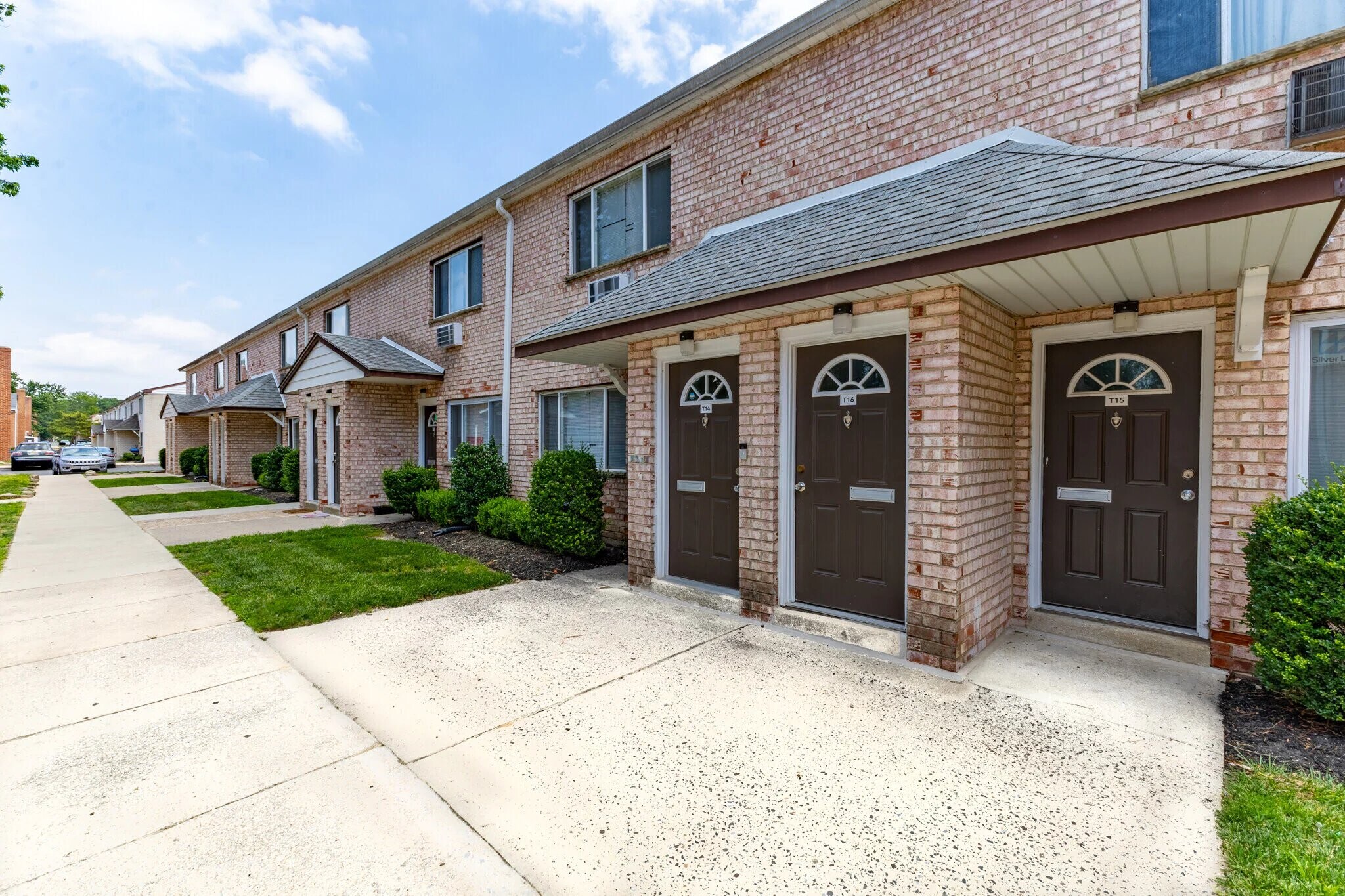 Building Photo - 401 E Gibbsboro Rd