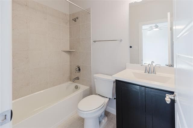 Building Photo - 14441 Balmoral Pl