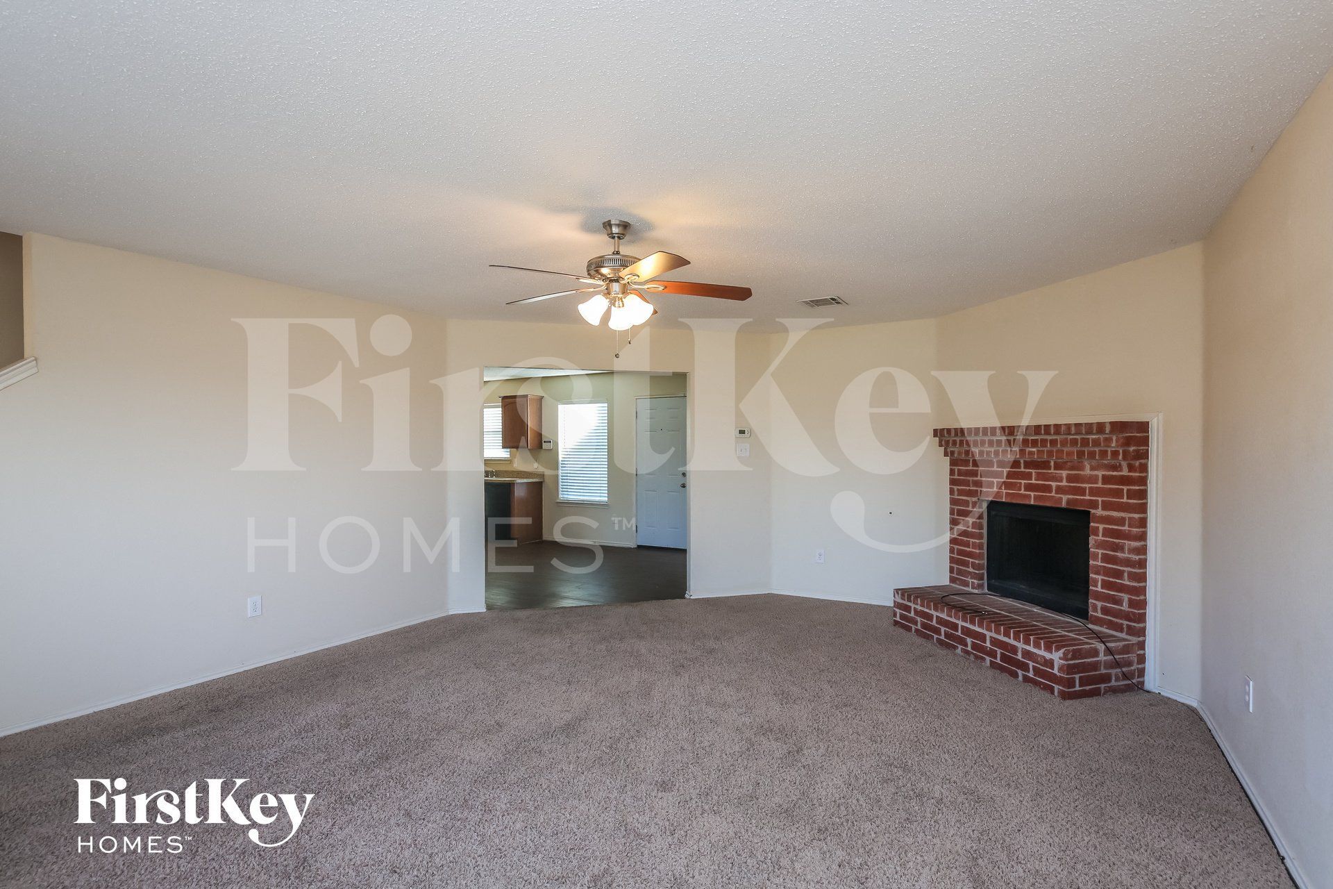 Building Photo - 2900 Ocean Dr