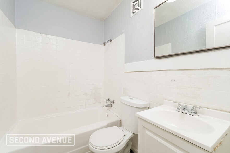 Building Photo - 4655 Benton Blvd