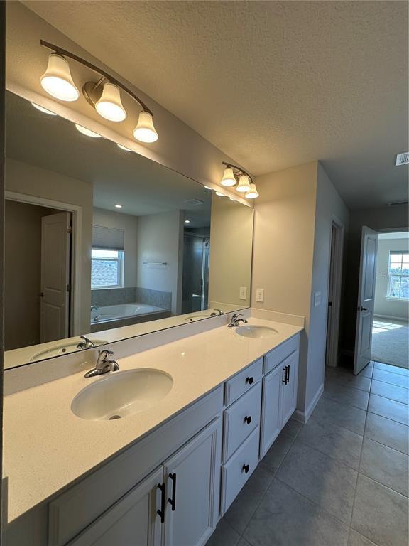 Building Photo - 3785 Blue Mountain Wy