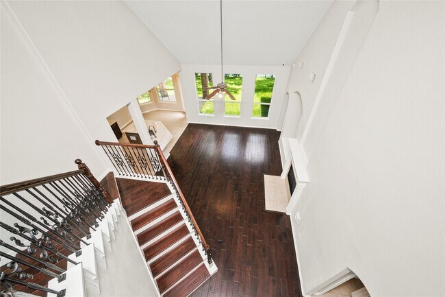 Building Photo - 8306 Golden Harbor